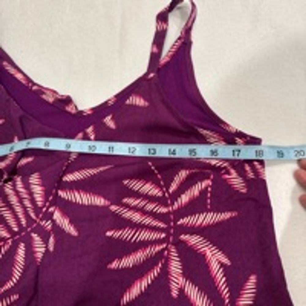 Women's a.n.d. Tank Top, Medium, Purple asymmetrical ruffle detail knit back GUC - Picture 6 of 7